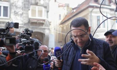 Victor Ponta răspunde cu ironii jurnaliștilor,după ce a fost chemat la DNA în dosarul Tel Drum