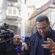 Victor Ponta răspunde cu ironii jurnaliștilor,după ce a fost chemat la DNA în dosarul Tel Drum