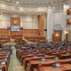 Moțiunea simplă intitulată „Educaţi România, nu o pesedizaţi!” a fost respinsă de plenul Parlamentului României