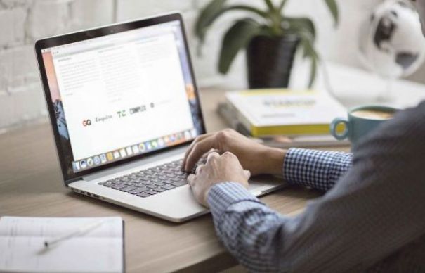 Cum prelungeşti viaţa laptopului. Cele mai accesibile modele de pe piaţă | Nationalul.ro