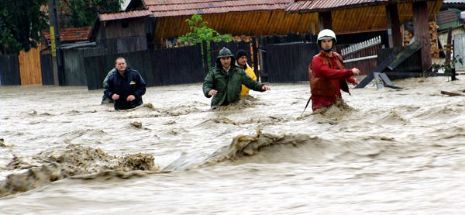 Hidrologii au anunțat POTOPUL în România! Torenţi, pâraie şi VIITURI rapide | Nationalul.ro