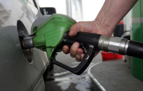 Veste BOMBĂ pentru cei care au mașini DIESEL și pe BENZINĂ: Se schimbă denumirile carburanţilor | Nationalul.ro