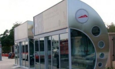 Singura comună din România cu stații de autobuz ca în Dubai și mașină electrică de poliție | Nationalul.ro