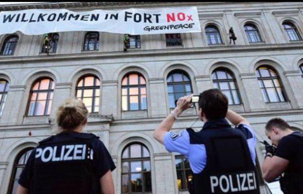 Nemții, gata să dea câte 3.000 de euro pentru fiecare diesel vechi. „Cerem producătorilor auto străini să facă același lucru” | Nationalul.ro