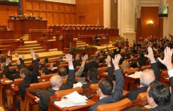 Ce făceau PARLAMENTARII în ziua raportului MCV! Detalii INCREDIBILE! | Nationalul.ro