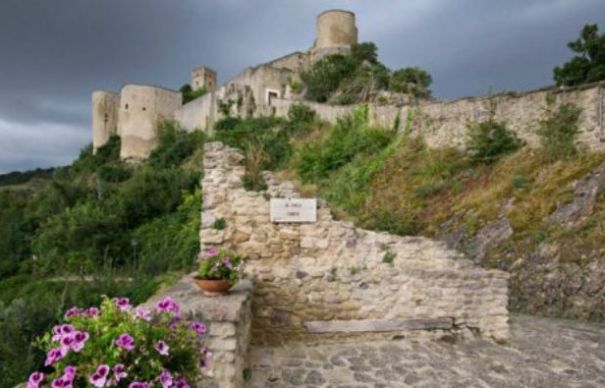 CASTELUL de poveste care se închiriază cu 100 de euro | Nationalul.ro