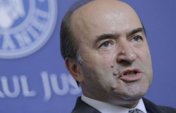 Lovitură neașteptată de Tudorel Toader. Strâng semnături ca să îl dea jos | Nationalul.ro