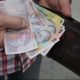 Se fac tăieri de TAXE! Mii de români, vizați. Vezi dacă te încadrezi | Nationalul.ro