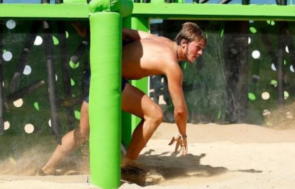 „M-a bătut până m-a umplut de sânge și m-a lăsat inconștient pe jos” | Nationalul.ro