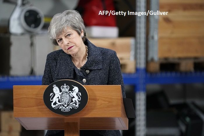 Theresa May a promis că va demisiona înainte de următoarea etapă a negocierilor pentru Brexit