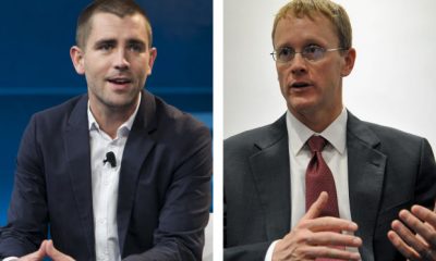 Doi directori ai Facebook părăsesc compania