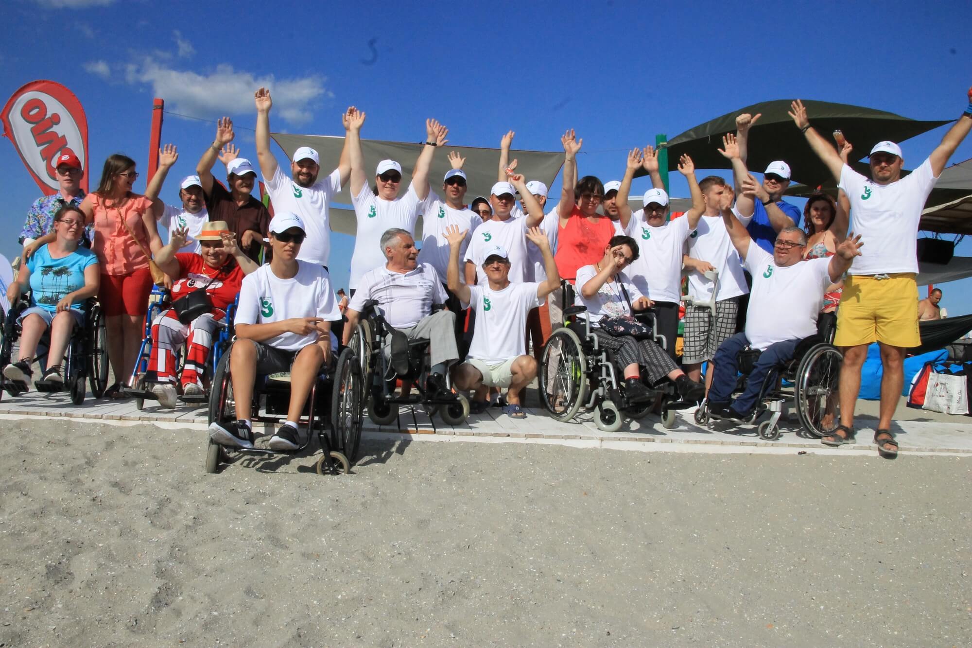 Prima editie a jocurilor sportive pe plaja adaptate pentru persoanele cu dizabilitati si utilizatori de fotoliu rulant – AJCSPH Summer Sports