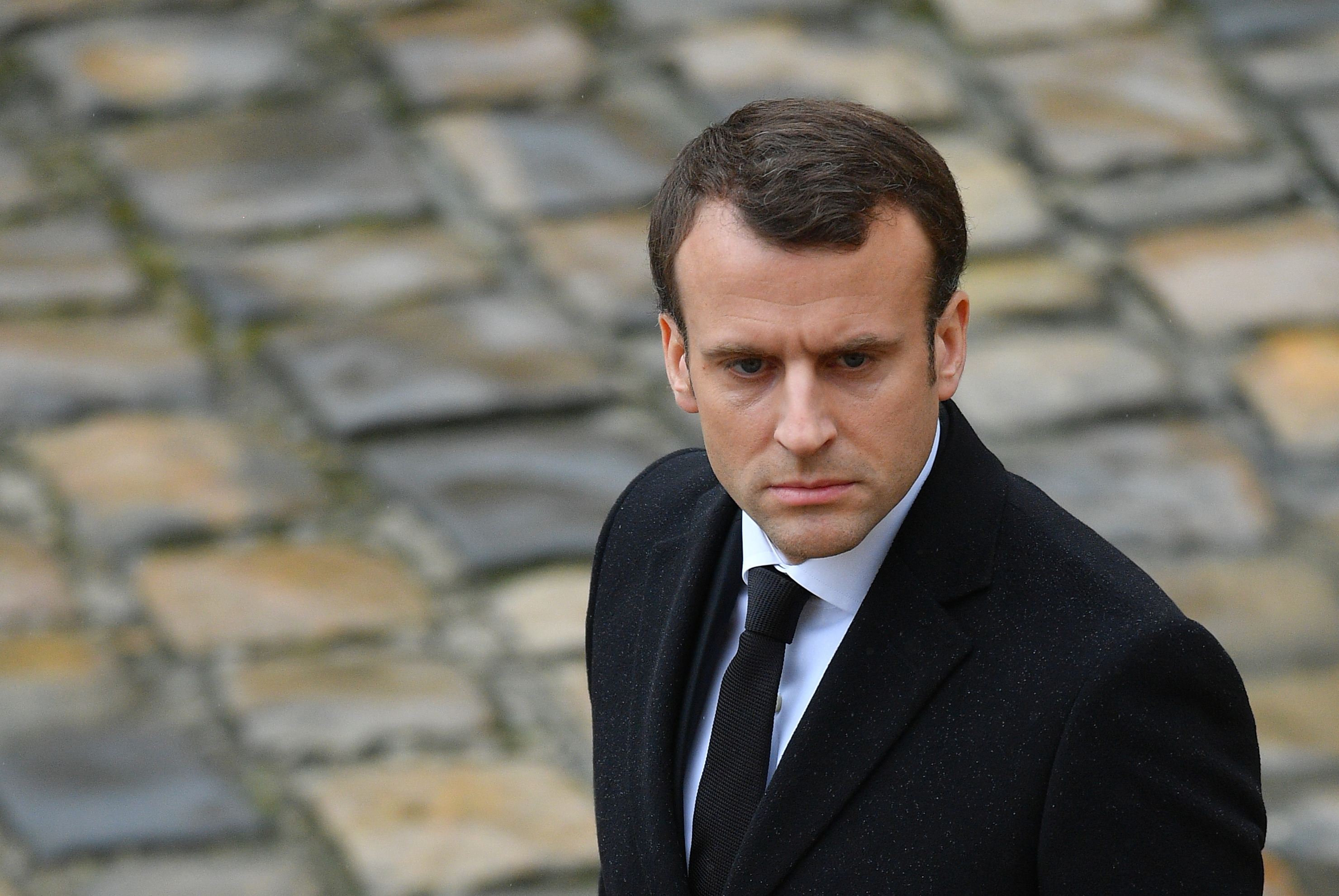 Emmanuel Macron condamnă încălcarea prevederilor Acordului Nuclear