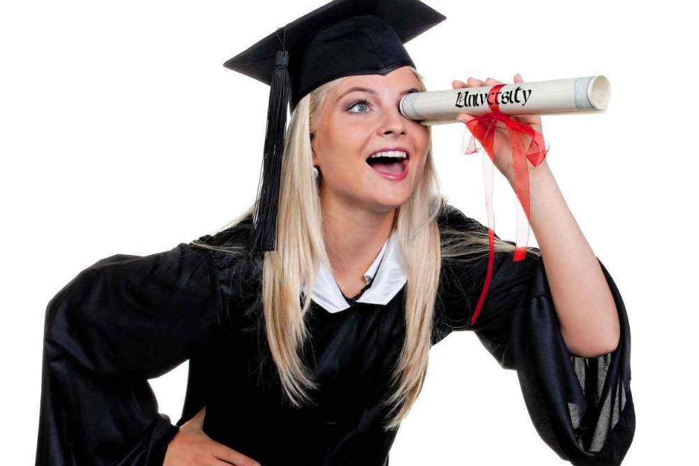 Peste 80 de candidaţi admişi cu media 10 la Facultatea de Matematică şi Informatică a UBB