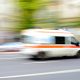 O fată de 12 ani din Buzău care a căzut de la etajul trei, salvată de terasa unui magazin