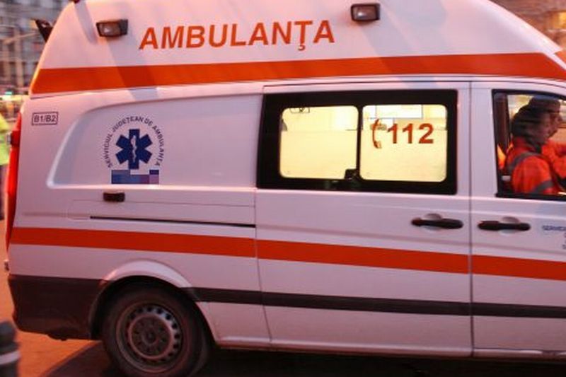 O fată de 12 ani, căutată de duminică seara în râul Siret, găsită înecată