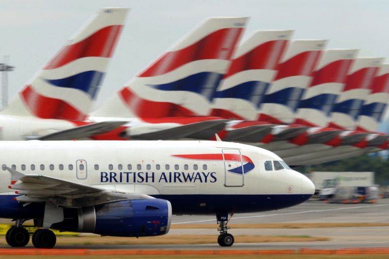 Un avion British Airways a aterizat de urgenţă la Valencia după ce cabina aeronavei s-a umplut de fum