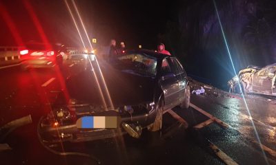 Un mort şi cinci răniţi după impactul între două maşini pe Valea Oltului Un mort şi cinci răniţi după impactul între două maşini pe Valea Oltului