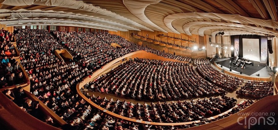 Orchestra și Corul Maggio Musicale Fiorentino cu Requiem-ul de Verdi la Sala Palatului