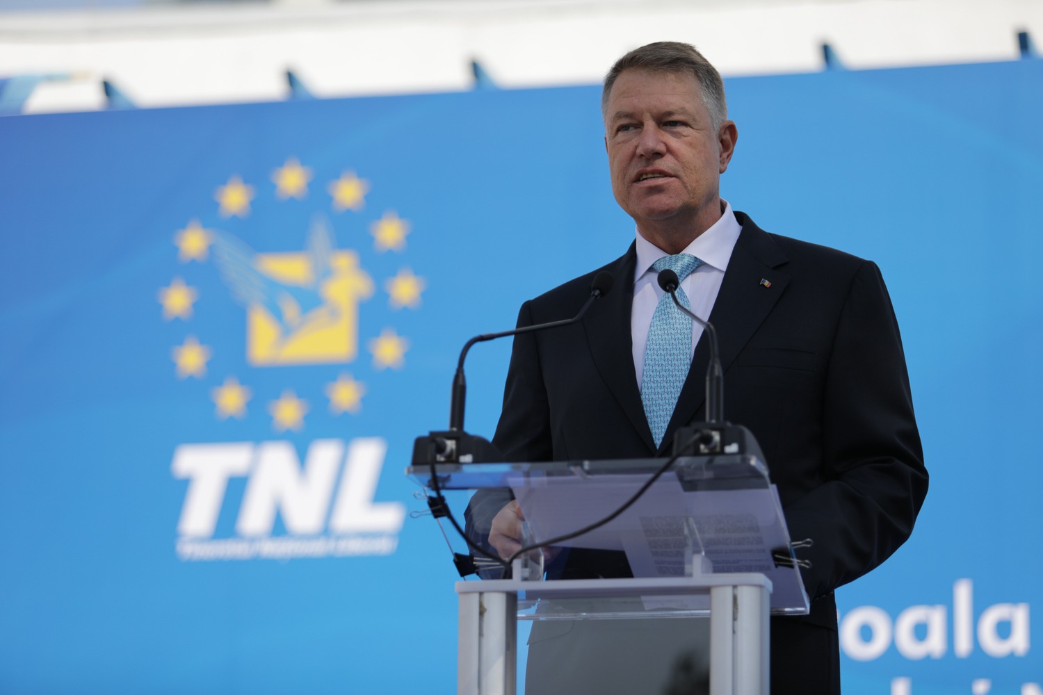 Sunt acţiuni electorale. Le citim şi trecem mai departe
