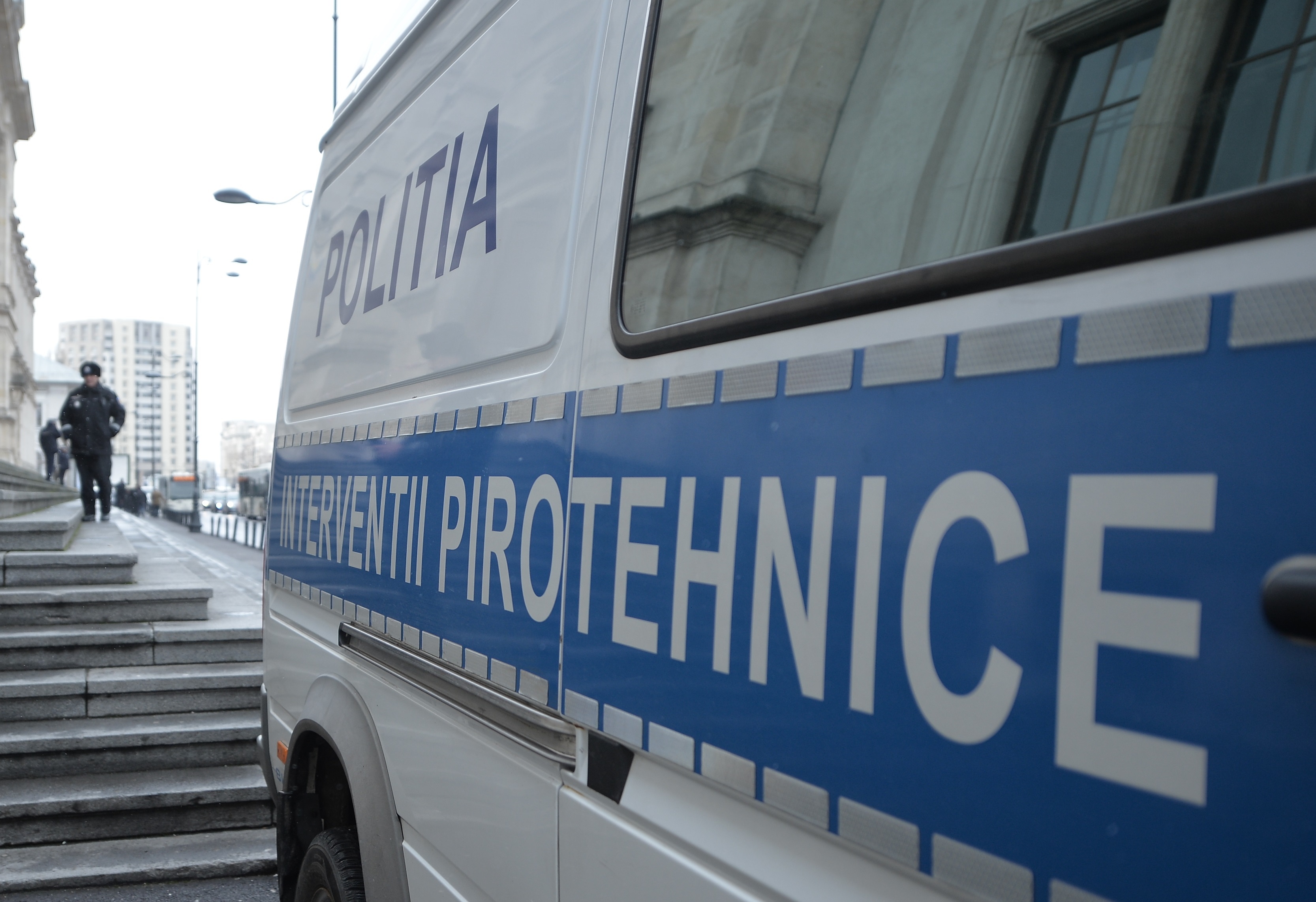 Pirotehniştii SIAS au acţionat, în 2019, în 9 alerte privind amplasarea de dispozitive explozive