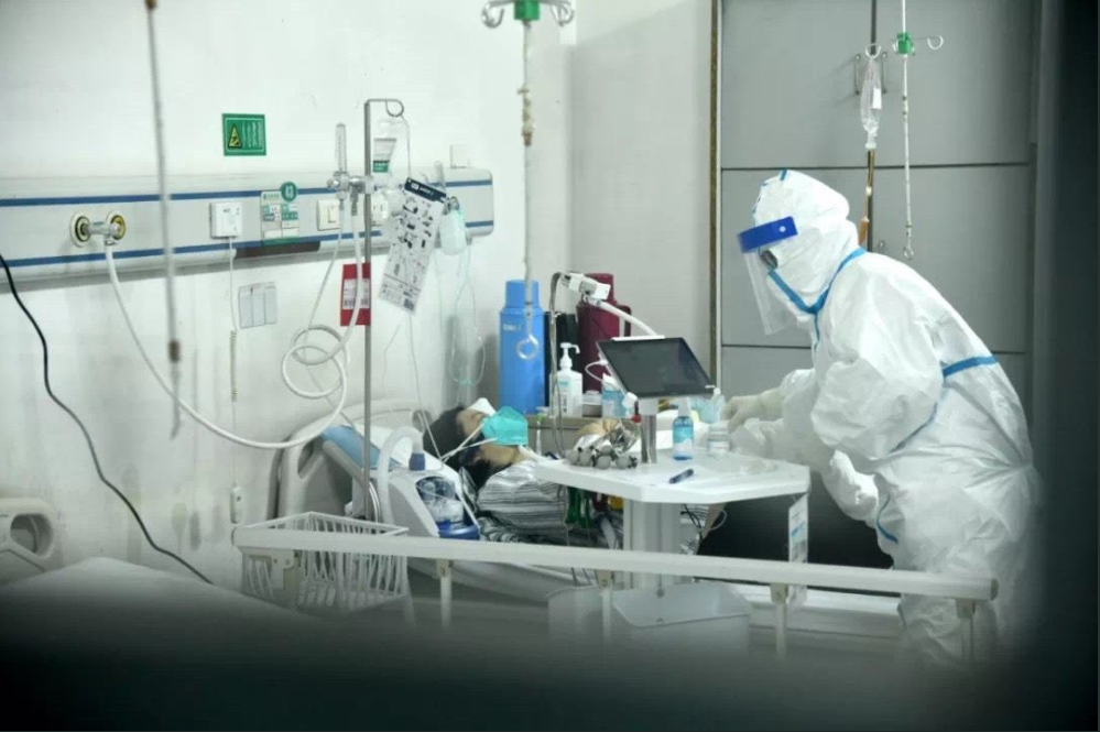 „Probabil că există şi alte cazuri de infecţii în Europa”