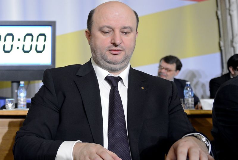 Daniel Chiţoiu va fi externat astăzi din Spitalul Floreasca. Va putea fi audiat de oamenii legii Daniel Chiţoiu va fi externat astăzi din Spitalul Floreasca. Va putea fi audiat de oamenii legii