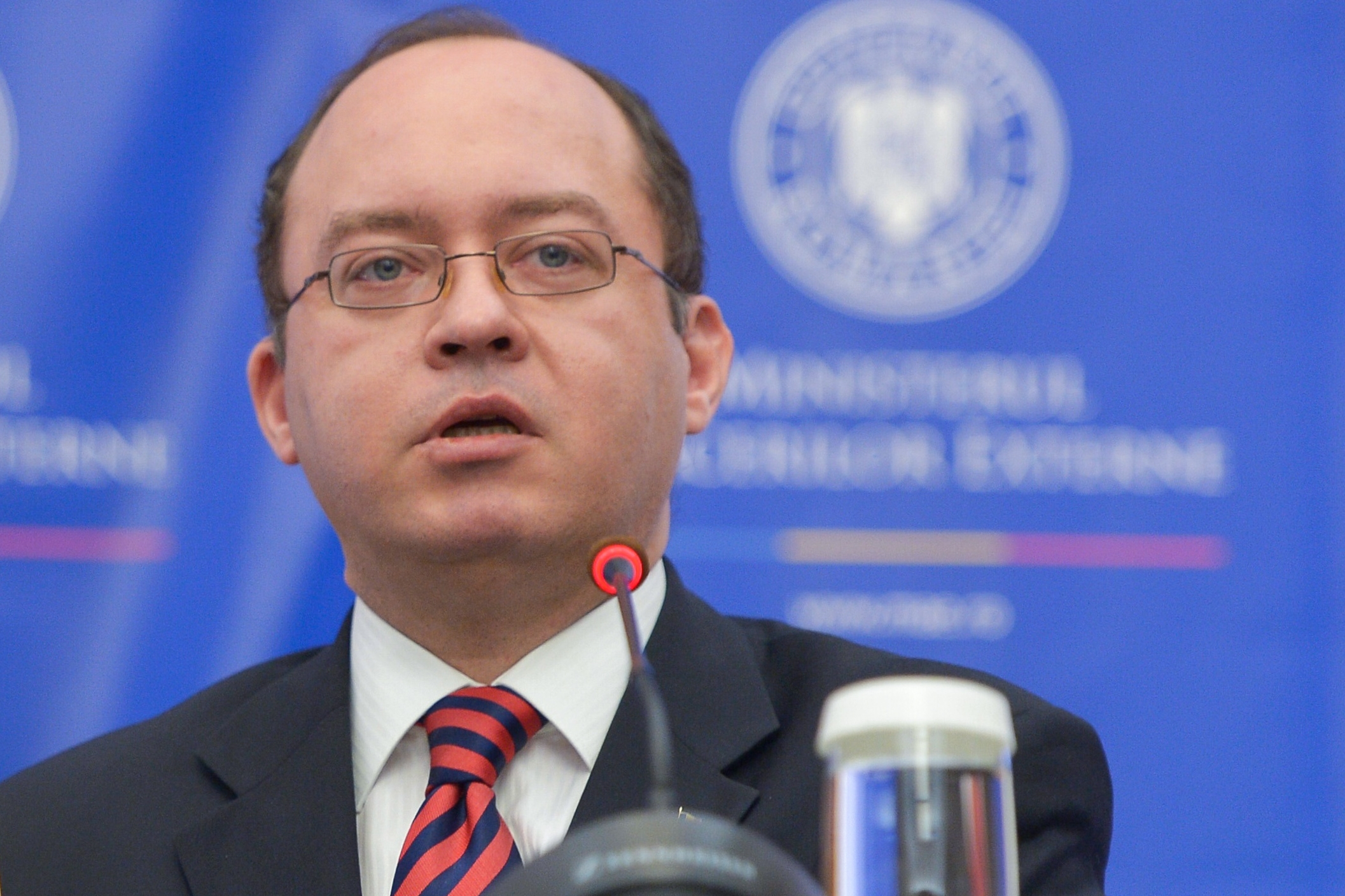 Asistăm la o creştere fără precedent a antisemitismului în societăţile noastre