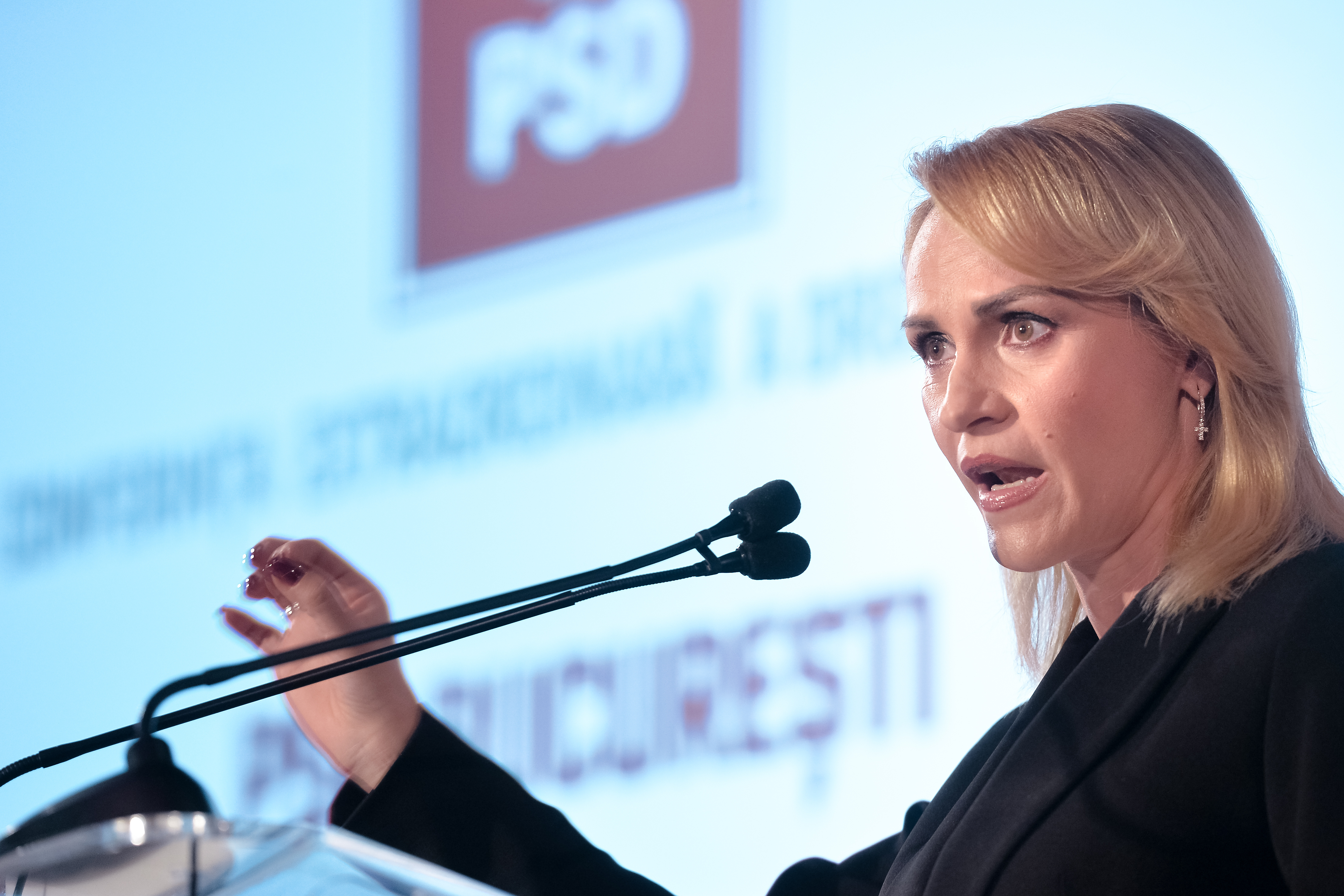 PNL merge pe „o carte greşită”,are o strategie eronată / Nu va câştiga parlamentarele. Zilnic face erori la guvernare