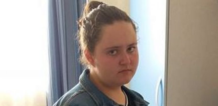 Andreea are 14 ani și recent a primit o veste cruntă. Părinții speră la un miracol