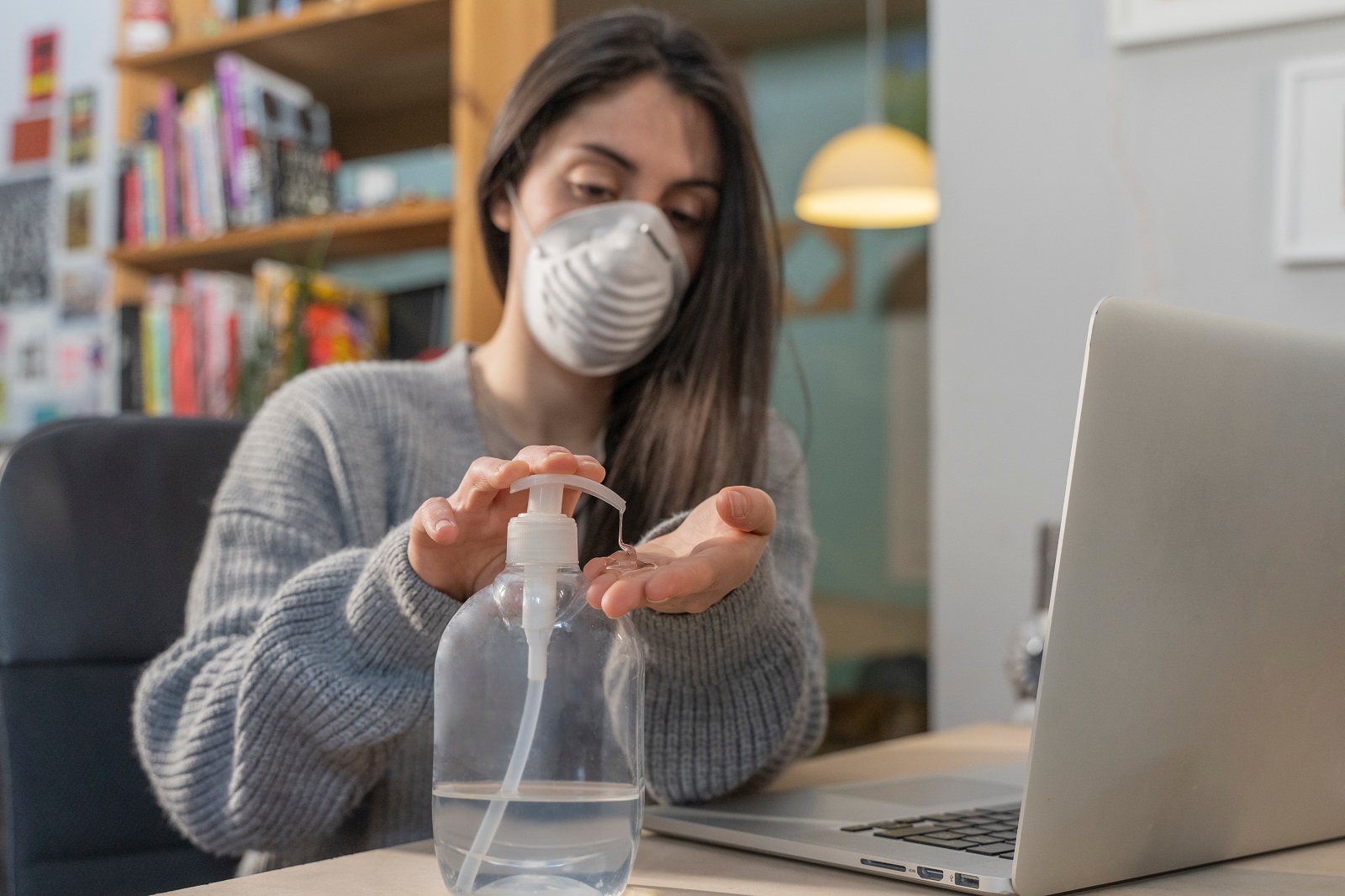 Un medic reputat dă verdictul: forma S de coronavirus a ajuns în România. Scenariu tulburător