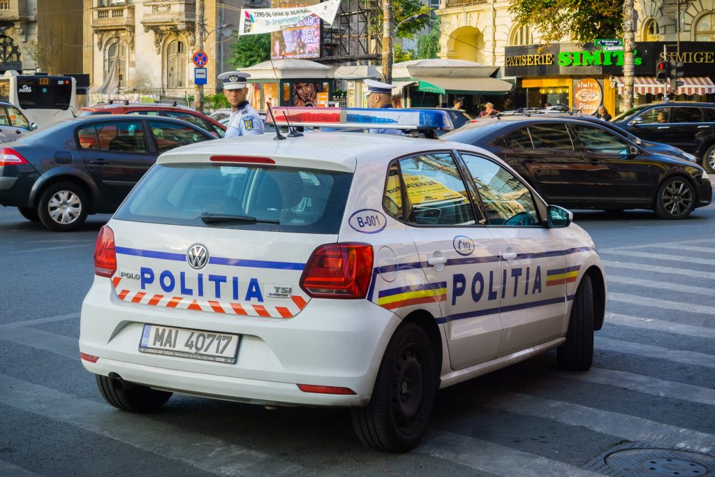VESTE BUNĂ. Birourile de înmatriculări auto, redeschise în această lună. Când se reiau examenele pentru permisul de conducere!