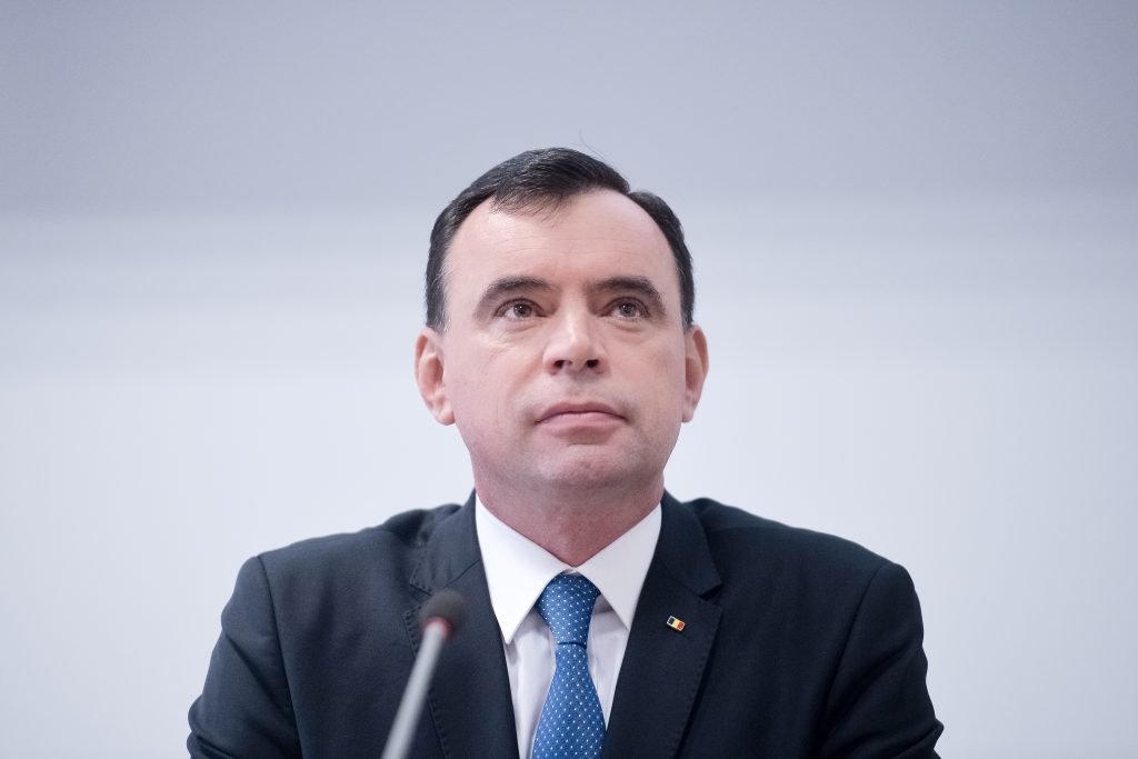 VESTE URIAȘĂ pentru vârstnici. Bogdan Despescu: Intervalul orar de ieșire pentru persoanele vârstnice ar putea fi SCHIMBAT