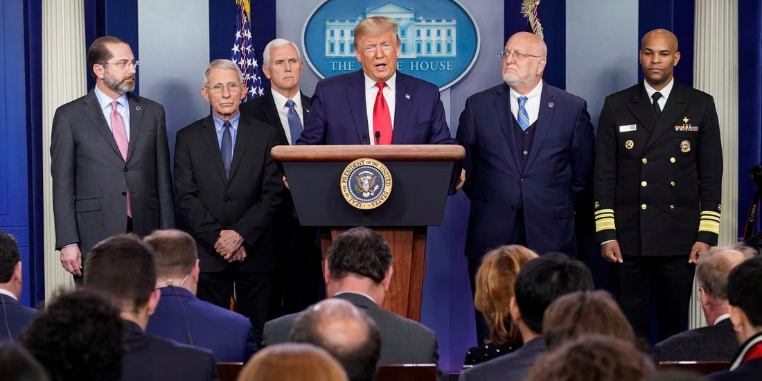 CONTROVERSĂ. Administrația Trump pune presiune asupra serviciilor de informații pentru a conecta originea coronavirusului cu un laborator din Wuhan. China ar putea plăti 10 milioane de dolari pentru fiecare deces