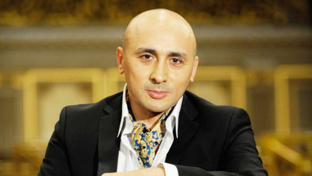 EXCLUSIVITATE. Informație de ultimă oră: Marcel Pavel, confirmat cu noul coronavirus! A fost dus cu izoleta la spital în urmă cu puține momente! (SURSE)