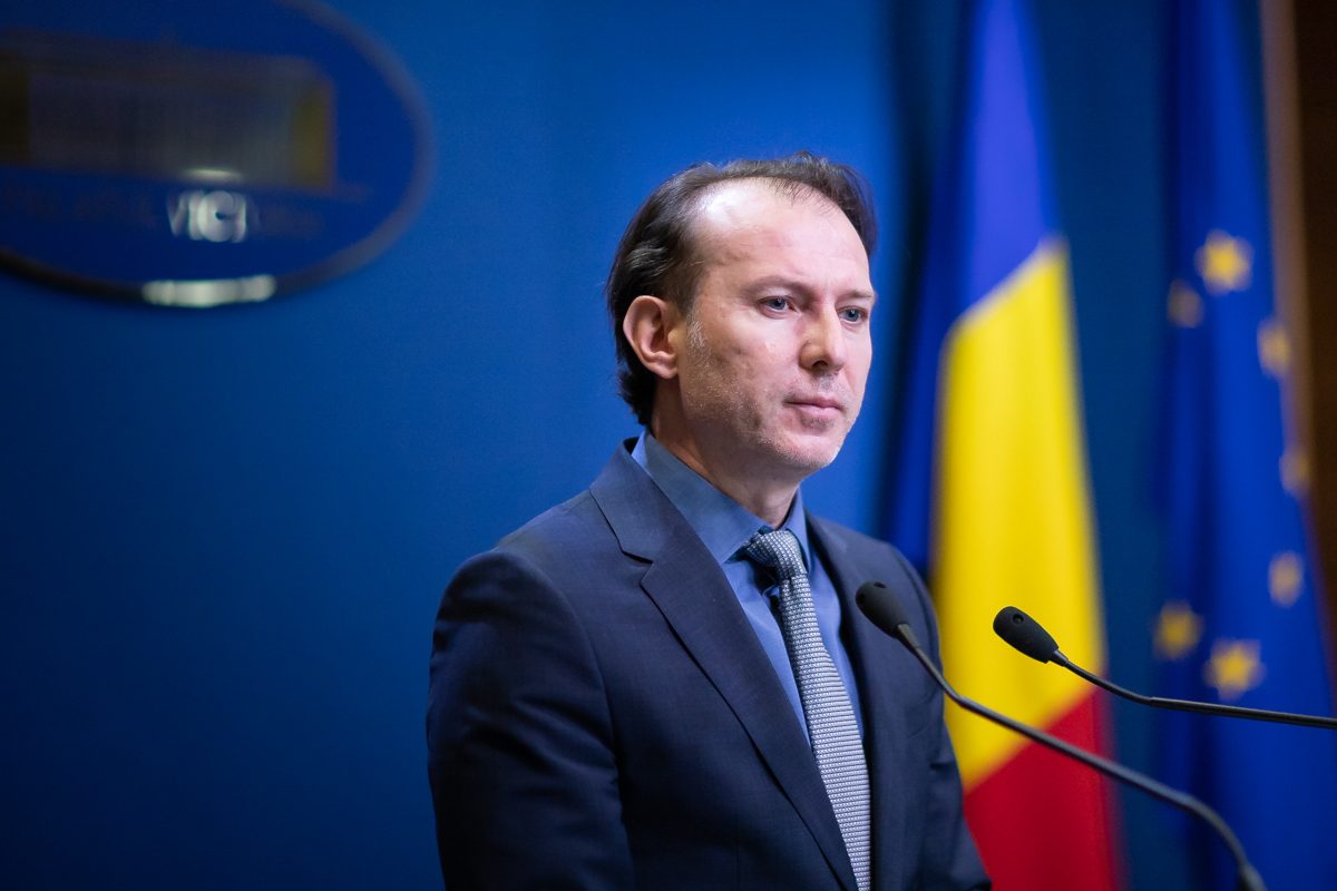 ACUZAȚII. Ludovic Orban îl verifică pe Florin Cîțu. Ministrul e acuzat că a desființat un departament care se judecă cu părinții săi