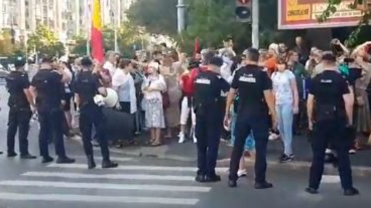 Scandal inventat în Piața Victoriei…