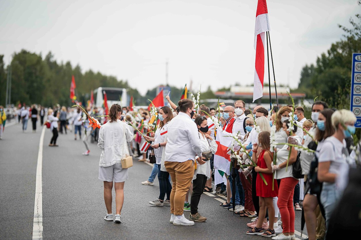 Svetlana Tihanovskaia spune că în Belarus are loc „o revoluţie paşnică, democratică”