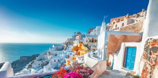 Turiștii care vor să meargă în Grecia vor plăti o taxă pentru servicii medicale