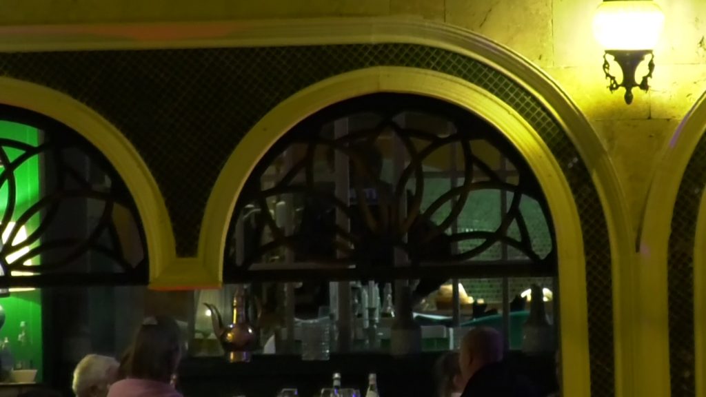 upright dedication incomplete VIDEO. Restricții încălcate la restaurantul de lux al milionarului Mohammad  Murad din nordul Capitalei/ Poliția a făcut razii la localurile din zonă,  dar nu a intervenit în cazul Mandaloun - Ziarul Nationalul