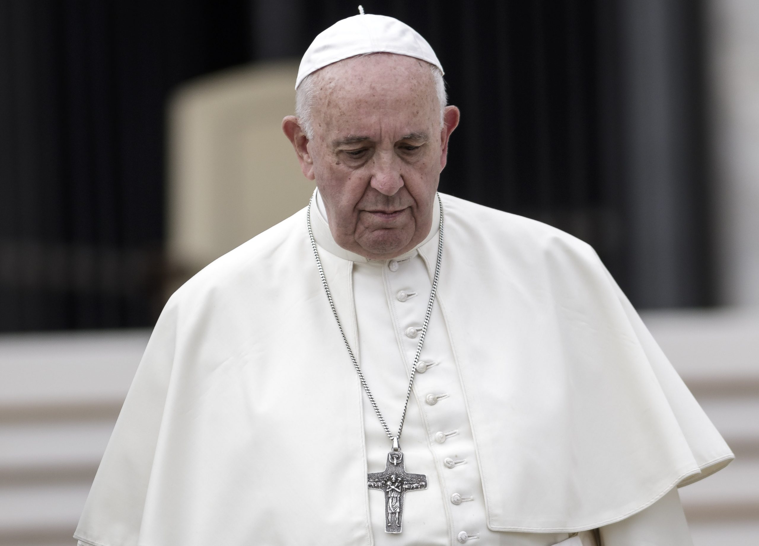 Caz de COVID-19 la reşedinţa din Vatican a Papei Francisc