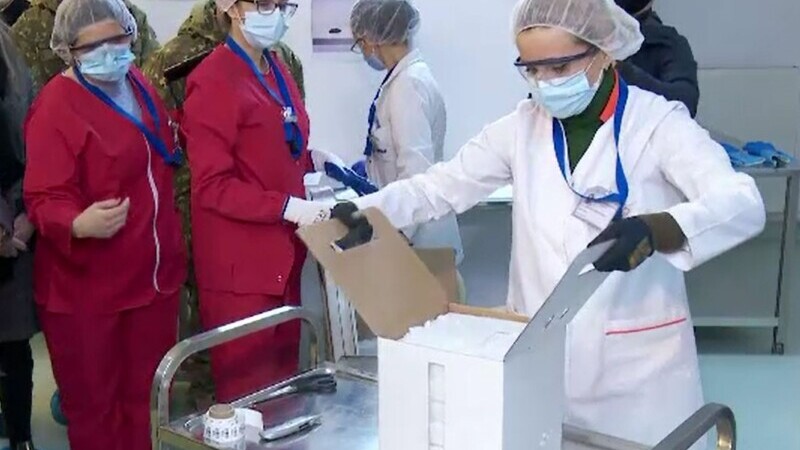 A doua tranșă de vaccinuri anti-Covid va sosi, marţi, în România. Cum vor fi distribuite cele 140.000 de doze