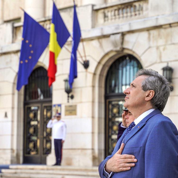 Unul dintre cei mai respectați liberali, răpus de Covid-19! Anunțul, făcut de ministrul Marcel Vela