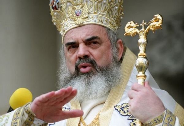 8 ȘTIRI DE LA ORA 8. Ministerul Sănătății a făcut anunțul: Patriarhul Daniel sprijină campania de informare asupra vaccinării anti-COVID