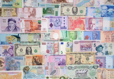Economie si curs de schimb valutar Economie si curs de schimb valutar