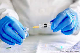 Ministerul Educației anunță programarea profesorilor la vaccinarea anti-COVID-19. Cine are prioritate