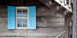 ASF vrea să-i convingă pe români să-și asigure locuințele