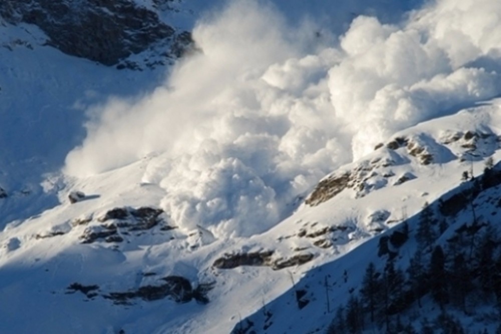 Celebru alpinist, mort în urma unei avalanșe! VIDEO