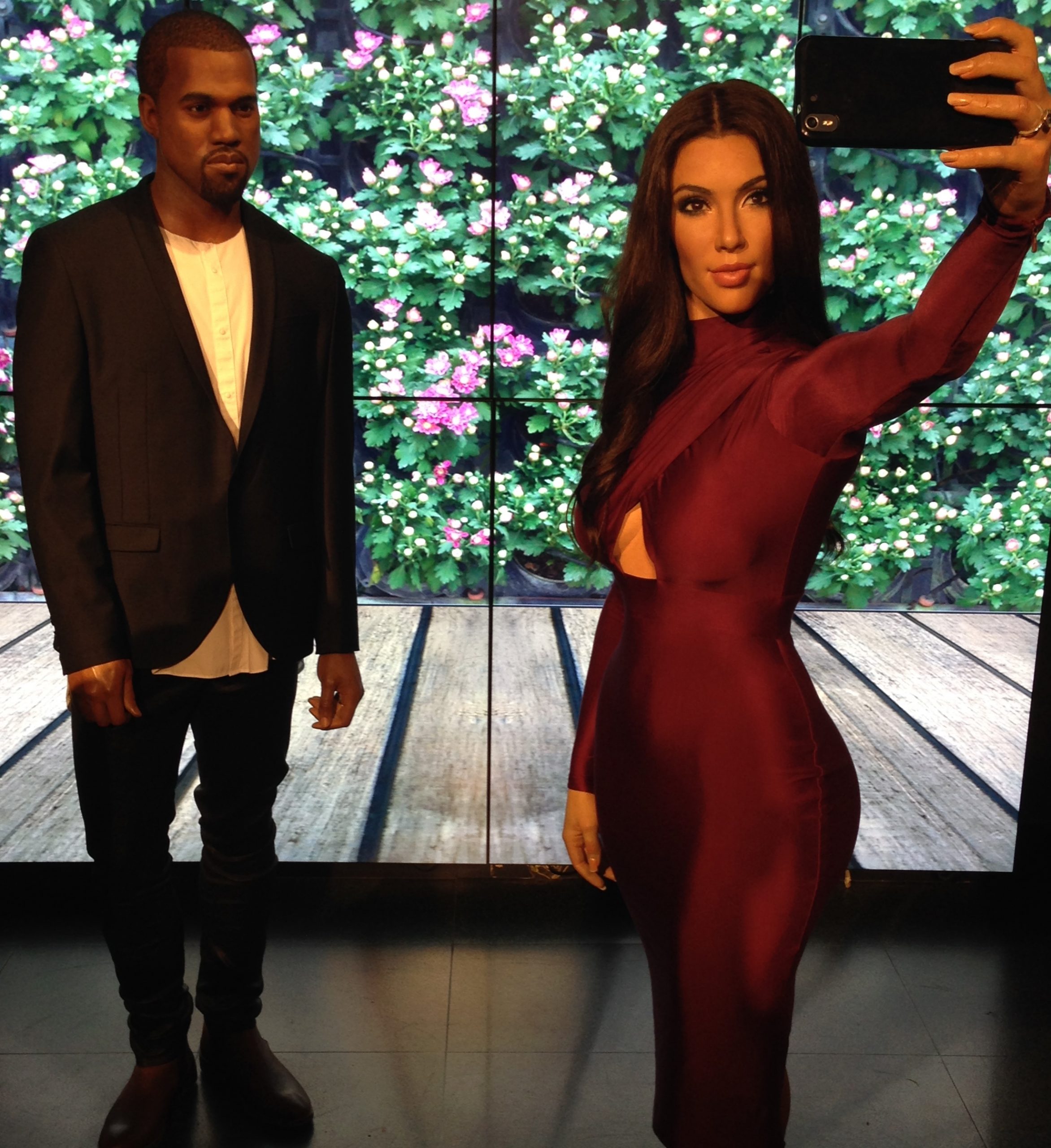 Kim Kardashian – Kanye West, divorț de milioane de dolari! Motivul incredibil din spatele despărțirii celui mai în vogă cuplu din America!