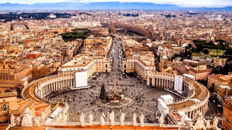 Vaticanul, avertisment pentru angajații ce refuză vaccinarea anti-Covid. Aceștia ar putea fi concediați